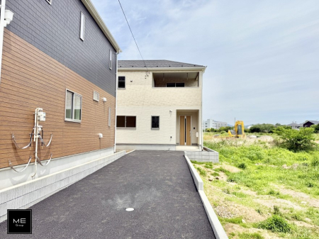 現地外観写真 外観■暮らしを彩る充実した設備仕様が備わった住まい