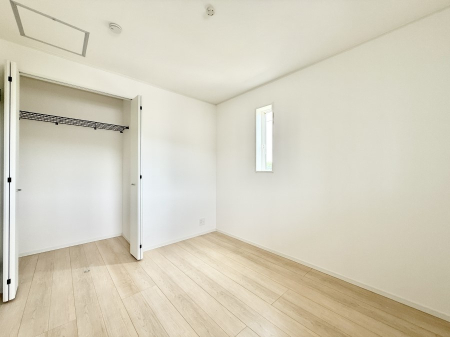 その他内観 内装■落ち着いた色合いのお部屋で穏やかな時間を楽しめます