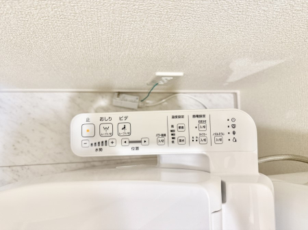 その他内観 設備■温水洗浄で快適、清潔感が保たれるシャワートイレ