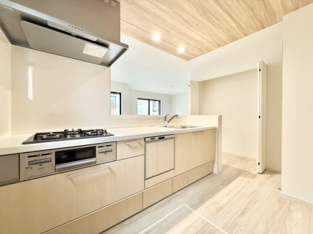 �L�b�`�� �������Ƒ����J��[�߂�A������̂���L�b�`��