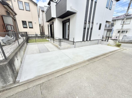  �O�ρ��J�[�X�y�[�X�L