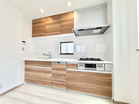 �L�b�`�� �������V���v���Ŕ������S�n�悢���Ԃ𐶂ރL�b�`�����