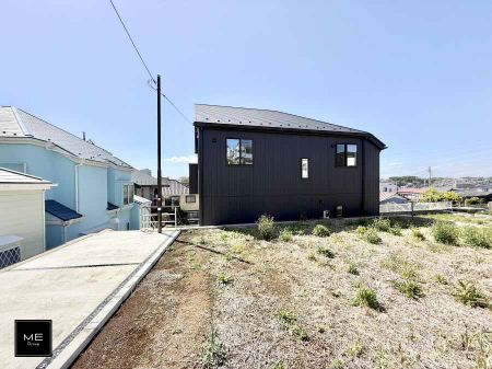 現地外観写真 外観■家族みんなが笑顔で過ごせる、安心感のある住まい