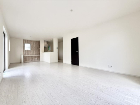 その他内観 内装■落ち着いた色合いのお部屋で穏やかな時間を楽しめます