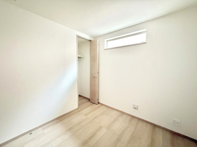 �Q�� ���������̔z�u��ʋC���̗ǂ��݌v�ŕ����̋�C�������炸�A��ɐV�N�ȋ�C������܂�