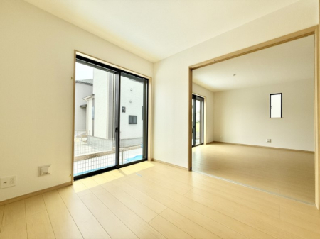 その他内観 内装■落ち着いた色合いのお部屋で穏やかな時間を楽しめます