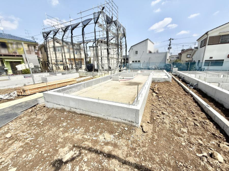 現地外観写真 外観■暮らしを彩る充実した設備仕様が備わった住まい