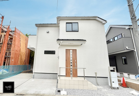 現地外観写真 外観■家族みんなが笑顔で過ごせる、安心感のある住まい