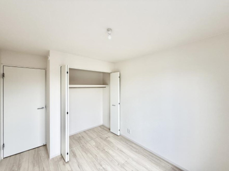 その他内観 内装■落ち着いた色合いのお部屋で穏やかな時間を楽しめます