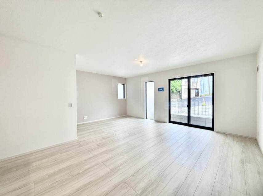 ̑ Ƒ̏Ί炪ӂA났̋