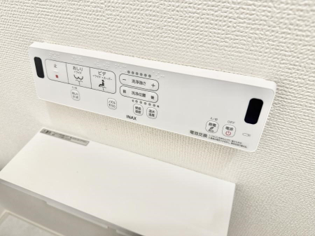 その他内観 設備■温水洗浄で快適、清潔感が保たれるシャワートイレ