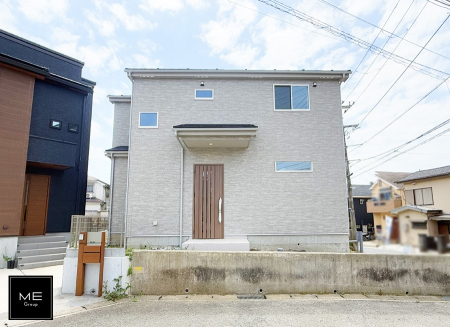 現地外観写真 外観■家族みんなが笑顔で過ごせる、安心感のある住まい