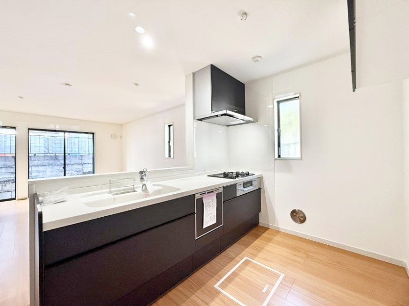 �L�b�`�� ����