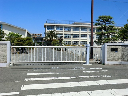 周辺環境 中学校 1100m 平塚市立中原中学校