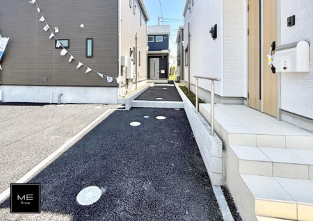 現地外観写真 外観■家族みんなが笑顔で過ごせる、安心感のある住まい