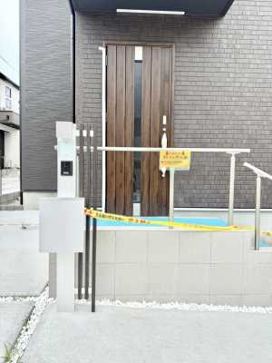玄関 外観