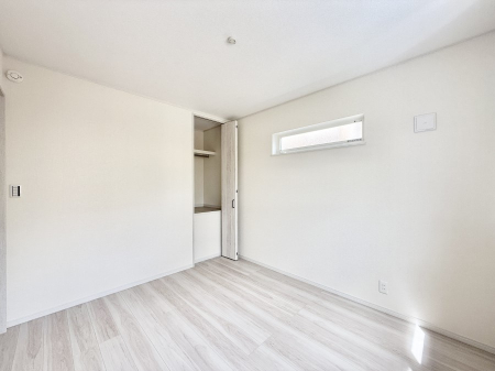 その他内観 内装■落ち着いた色合いのお部屋で穏やかな時間を楽しめます
