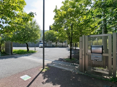周辺環境 幼稚園・保育園 400m 上野原さくら保育園