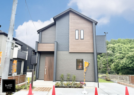 現地外観写真 外観■家族みんなが笑顔で過ごせる、安心感のある住まい