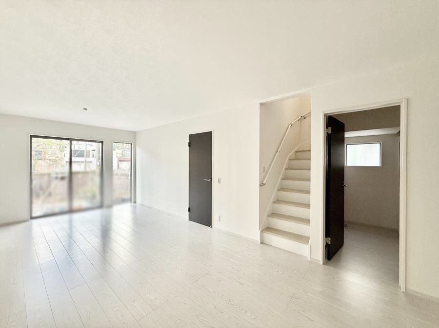 ̑ Ƒ̏Ί炪ӂA났̋