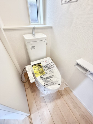 トイレ 内装■毎日使う場所だからこそ、清潔感溢れる空間