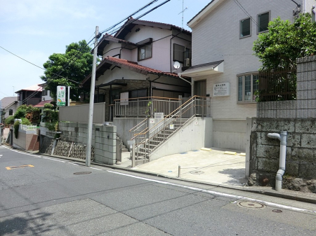周辺環境 病院 145m 冠木小児科