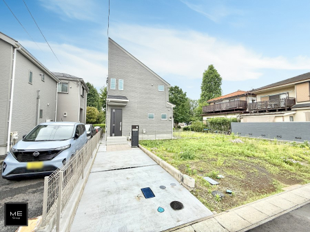 現地外観写真 外観■家族みんなが笑顔で過ごせる、安心感のある住まい