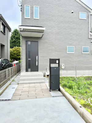 玄関 外観■ 帰るたびにホッとする、安心感のある佇まい