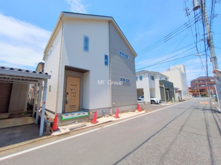 現地外観写真 外観■暮らしを彩る充実した設備仕様が備わった住まい