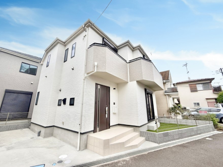 現地外観写真 外観■家族みんなが笑顔で過ごせる、安心感のある住まい