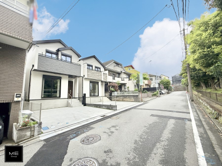 現地外観写真 外観■この道を歩けば、毎日が少し特別になる