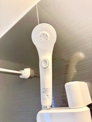 その他内観 設備■わざわざシャワー水栓レバーまで手を伸ばす必要がなく、簡単操作！  