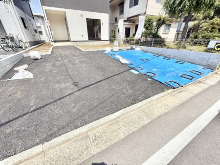  外観■毎日の駐車が快適に