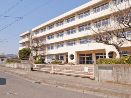 周辺環境 小学校 800m 愛川町立菅原小学校