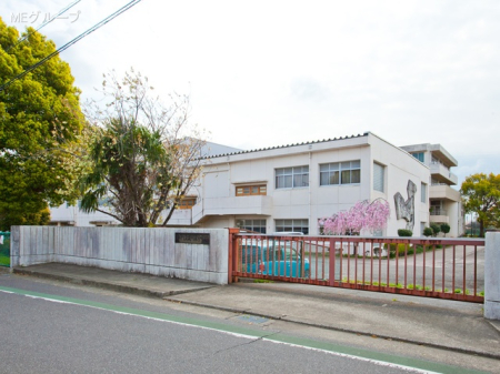 周辺環境 中学校 1300m 愛川町立愛川東中学校