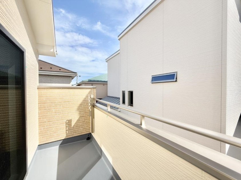 oRj[  G߂̈ڂ낢JIȋԂł