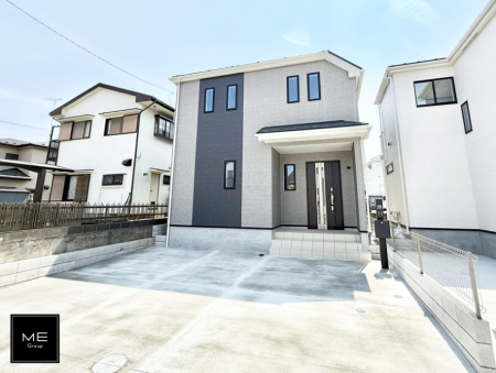 現地外観写真 外観■家族みんなが笑顔で過ごせる、安心感のある住まい