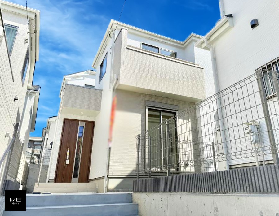 nOώʐ^ OρV炵n܂ꏊŁAƑJ[߂