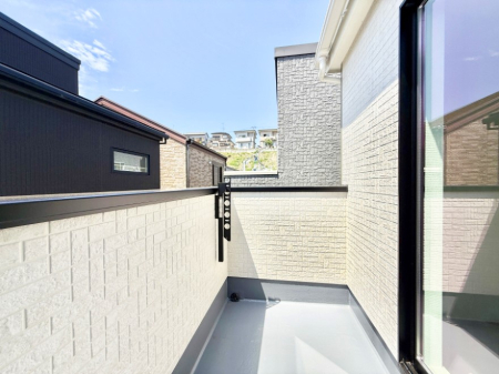 oRj[  G߂̈ڂ낢JIȋԂł