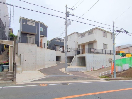 現地外観写真 外観■この道を歩けば、毎日が少し特別になる