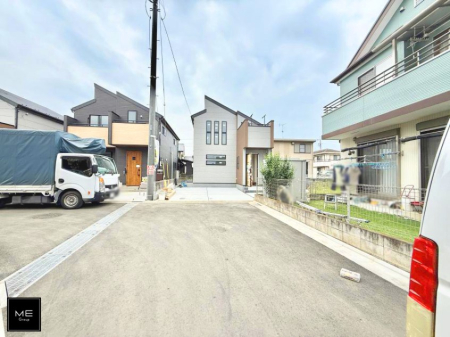 現地外観写真 外観■優雅なラインが、毎日を引き立てます