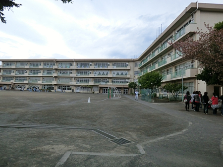 周辺環境 小学校 1200m 町田市立成瀬台小学校