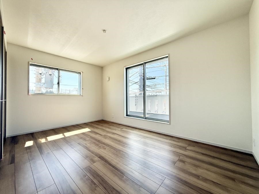 �q������ ����