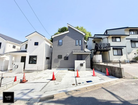 現地外観写真 外観■家族みんなが笑顔で過ごせる、安心感のある住まい