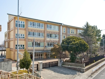 周辺環境 小学校 1120m 綾瀬市立綾瀬小学校