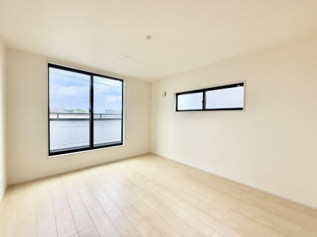 その他内観 内装■落ち着いた色合いのお部屋で穏やかな時間を楽しめます