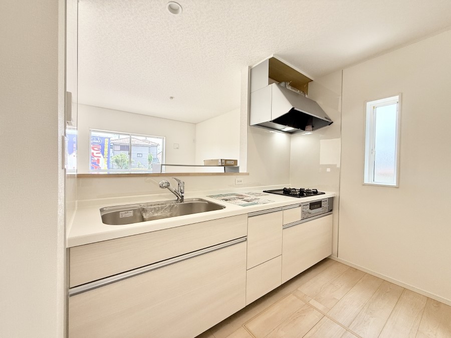 �L�b�`�� ���������y���݂ƐH�ׂ�K����͂���L�b�`��