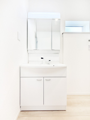 ʑEʏ 邢ʏ͖̎yłႢł