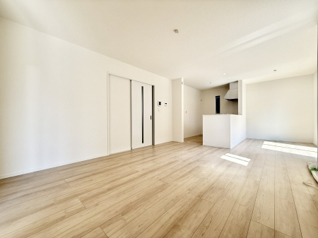 rO 났ƏΊ炪W܂AS܂郊rO