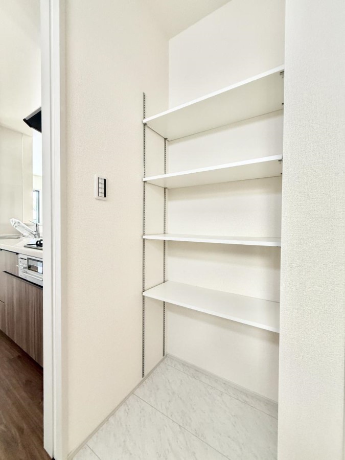 [ Lb`ɂ͐HiɂƂĂ֗ȃpg[